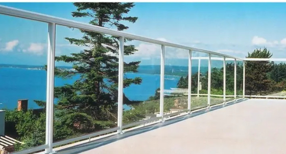 Best Modern Design Glass Fence and Stainless Steel Glass Pool Fence Spigot Frameless Glass Balcony Railing