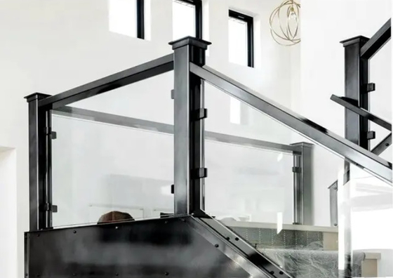 Best Modern Design Glass Fence and Stainless Steel Glass Pool Fence Spigot Frameless Glass Balcony Railing